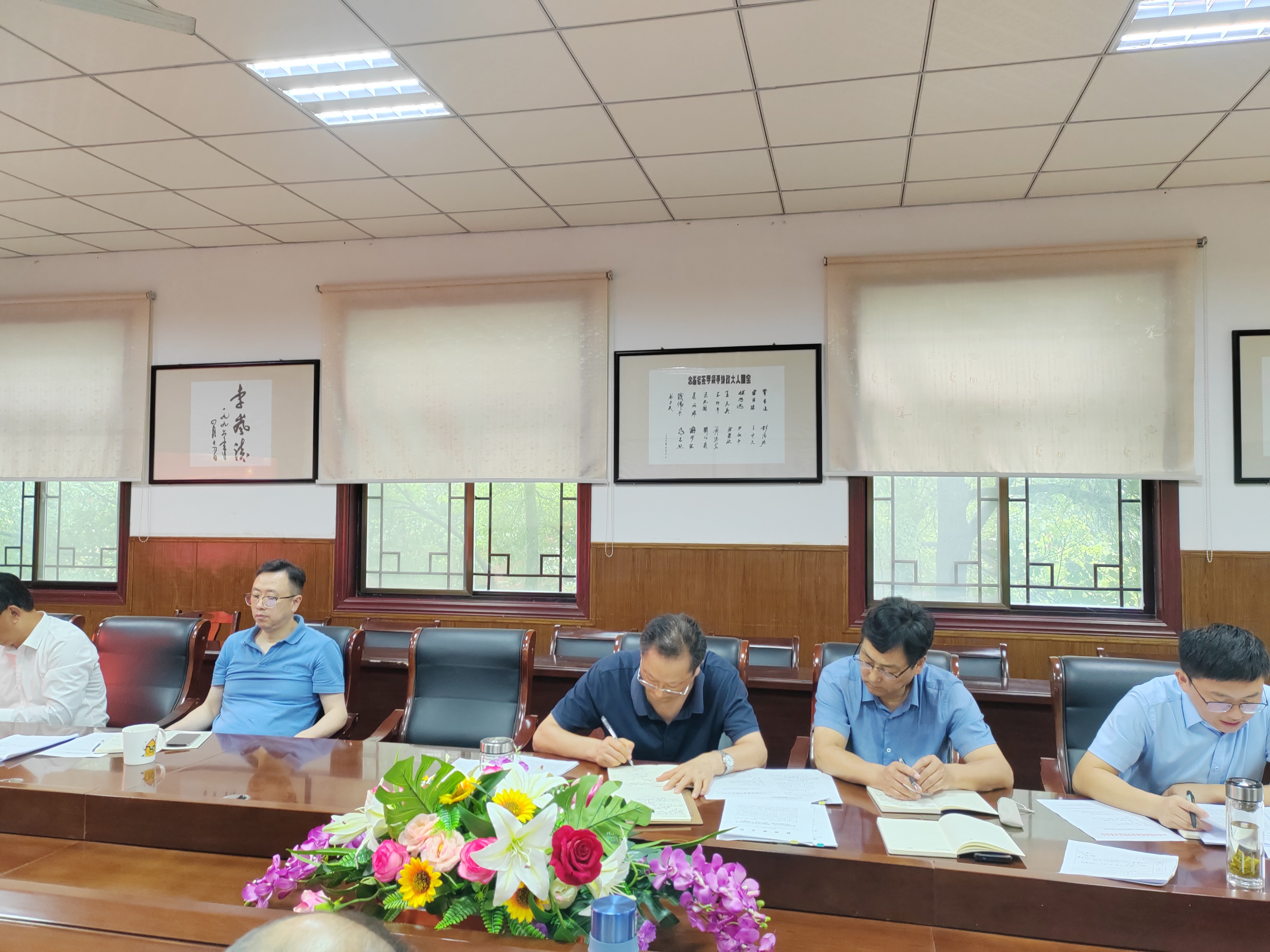 2025新澳原料免费资料