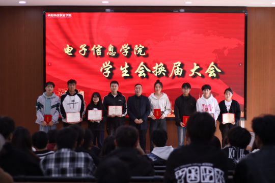 2025新澳原料免费资料